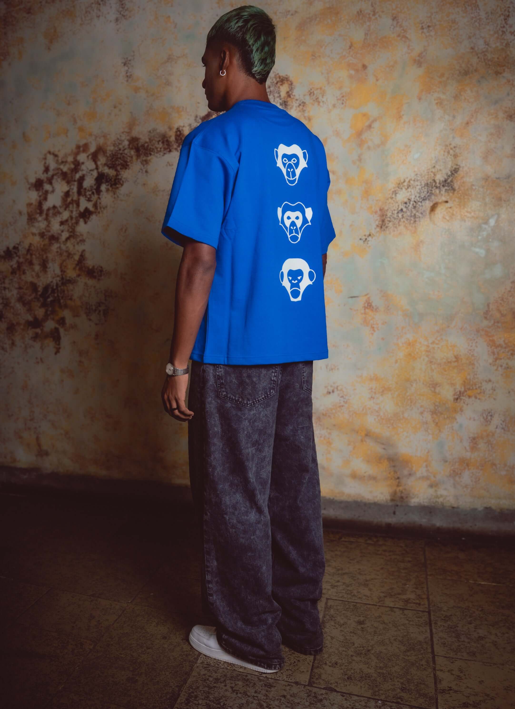 THE "THREE" TEE (UNISEX)